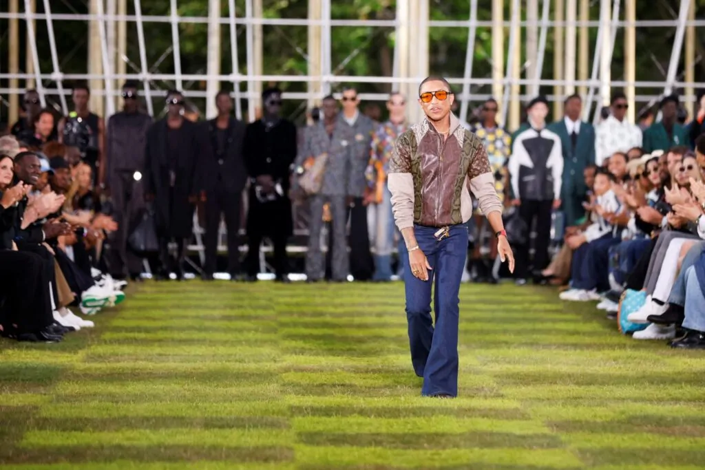 2024 06 18T190858Z 635448001 RC2VD8APQIVB RTRMADP 3 FASHION PARIS MENSWEAR LOUIS VUITTON scaled