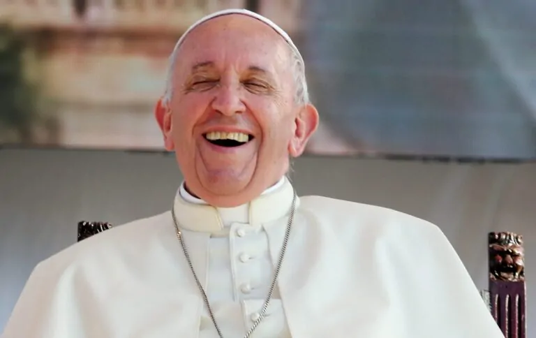lol POPE COMEDIANS