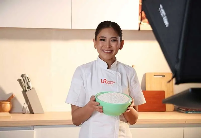 Baking with the Popstar: Sarah Geronimo's Favorite Recipes and More!